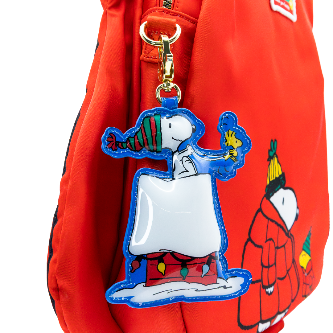 Peanuts Snoopy Winter Scenes Mystery Box Padded Vinyl Bag Charms